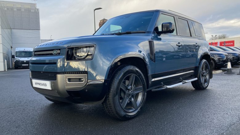 Land Rover Defender 3.0 D250 X-Dynamic SE 110 5dr Auto Diesel Estate